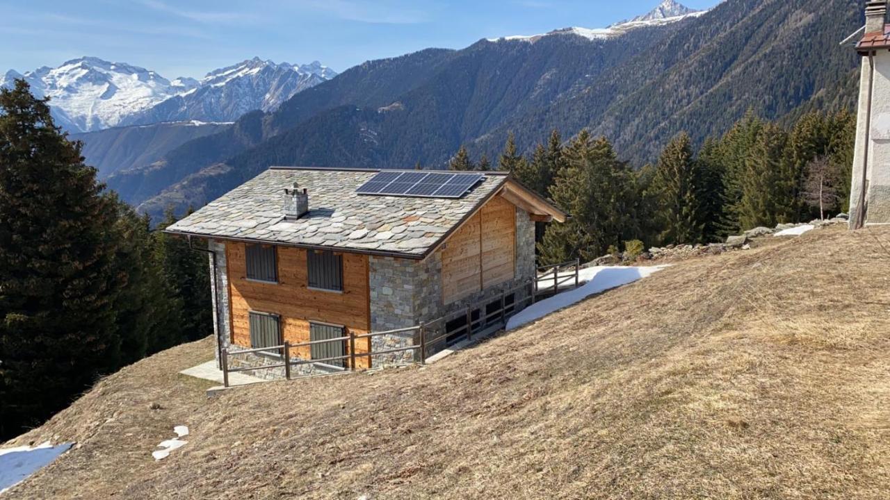 Chalet Baita Delle Favole Di Rosarita Berbenno di Valtellina Eksteriør billede